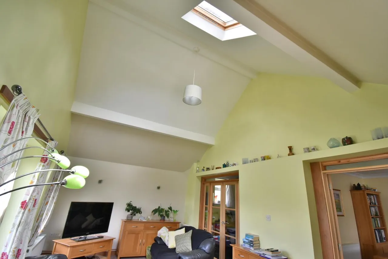Ringwood Road, BH11, photo 9