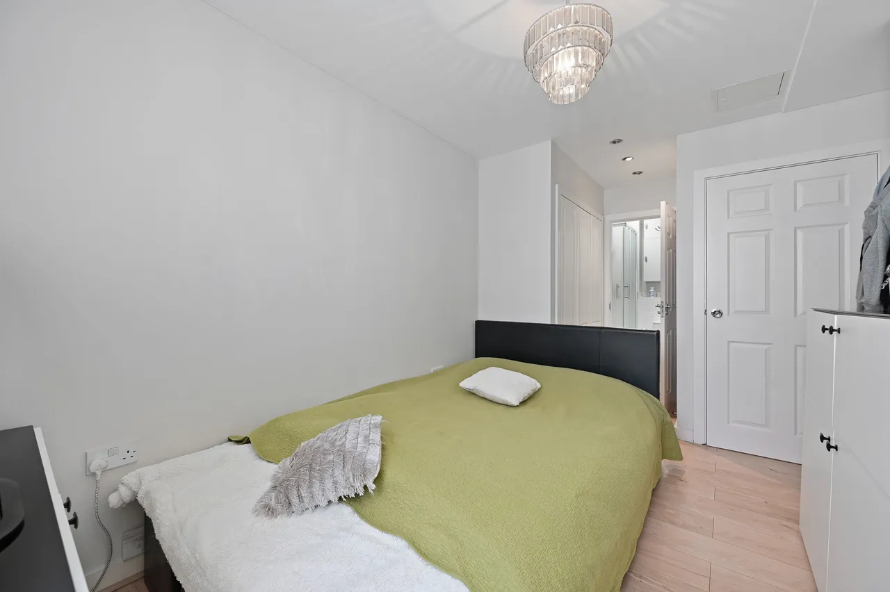 Waxlow Way, Northolt, UB5, photo 9