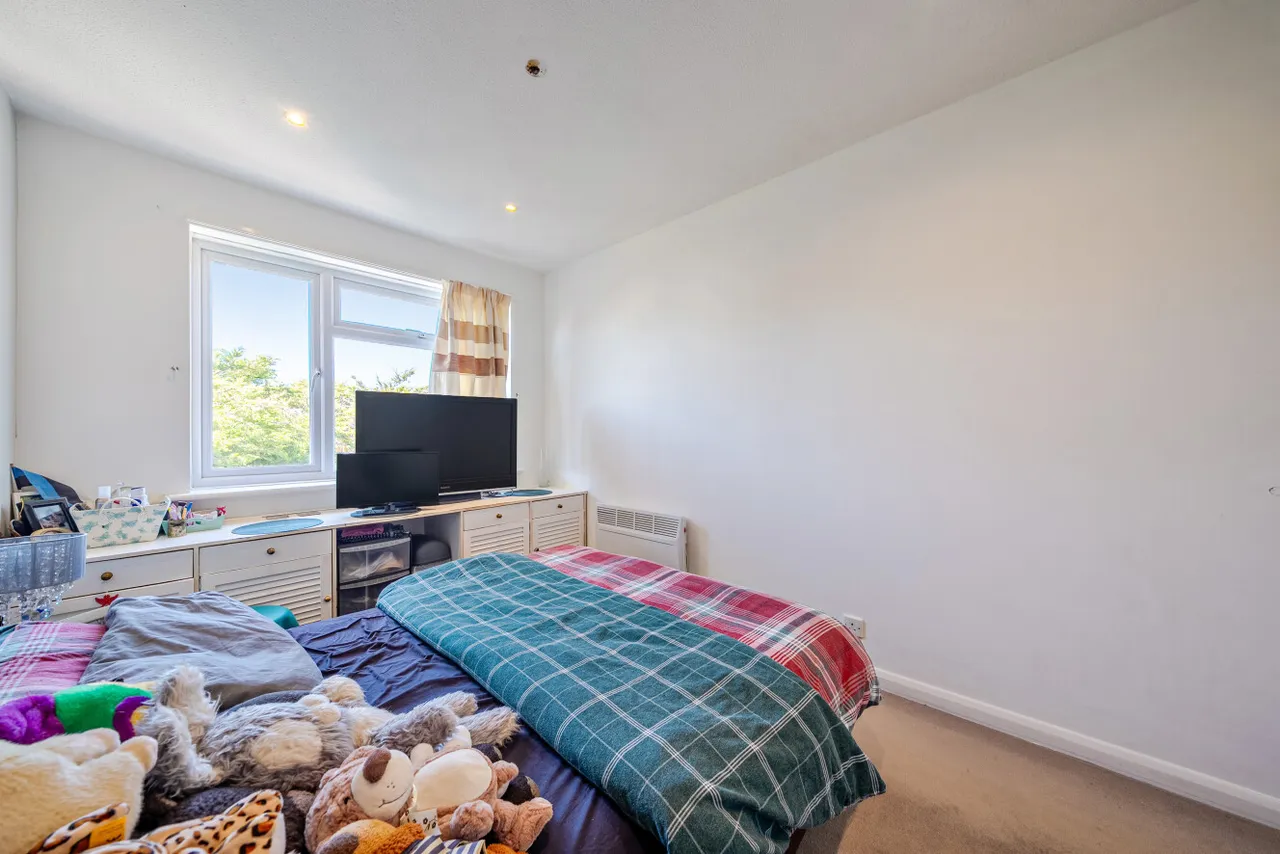 Grand Drive, Raynes Park, London, SW20, photo 7