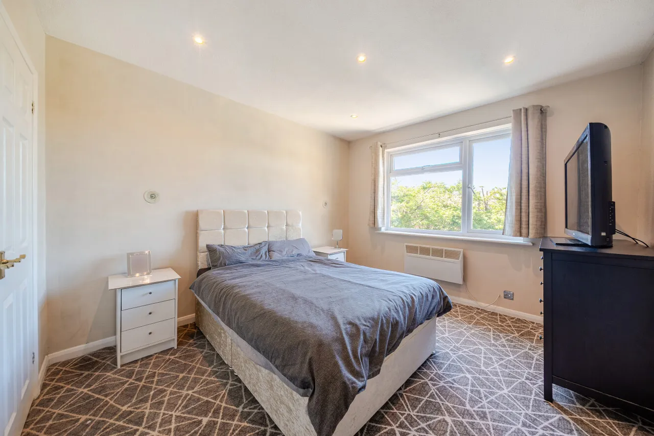 Grand Drive, Raynes Park, London, SW20, photo 5
