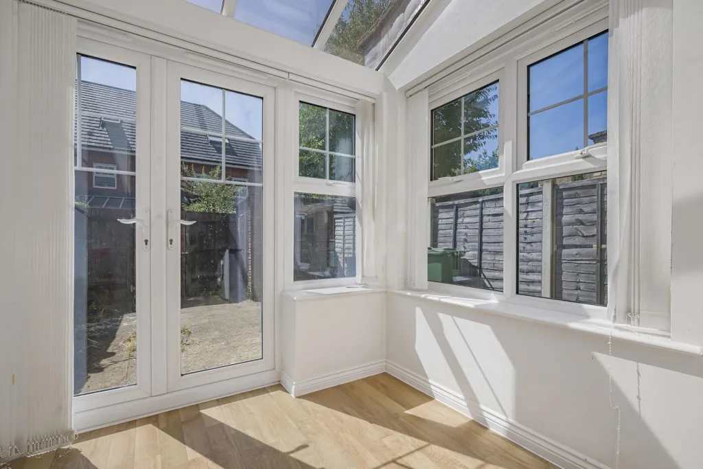 Hawksmoor Grove, Bromley, photo 17