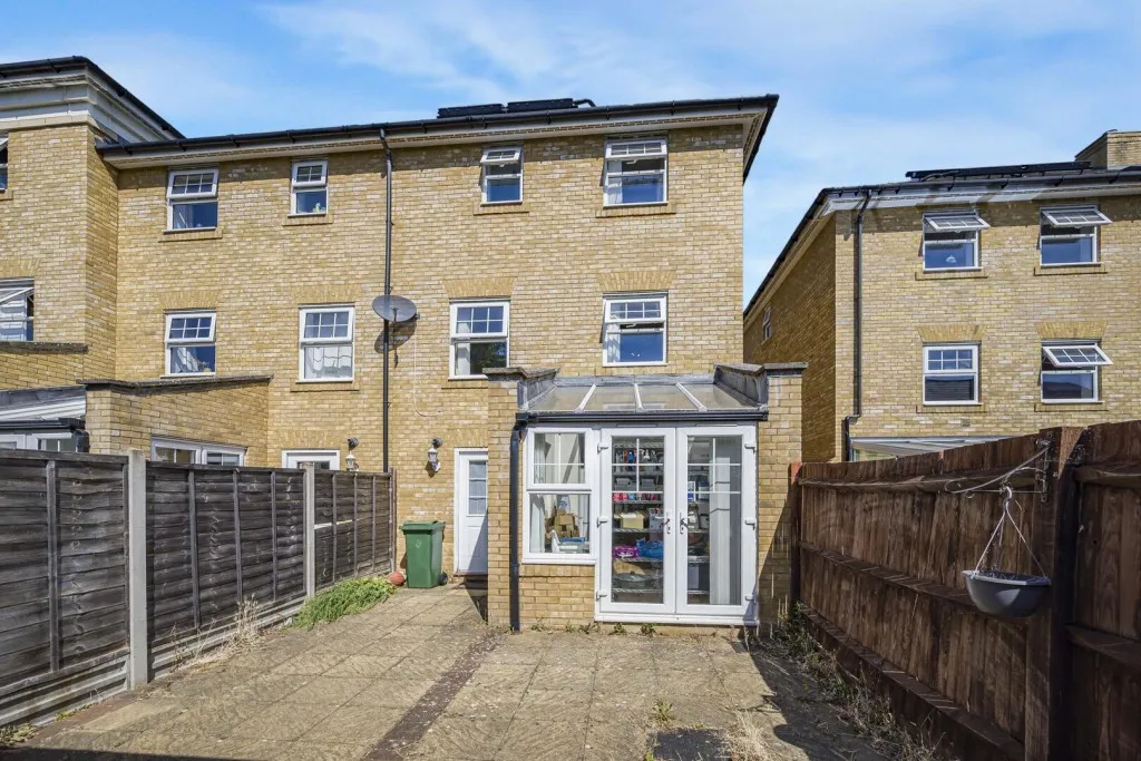 Hawksmoor Grove, Bromley, photo 19