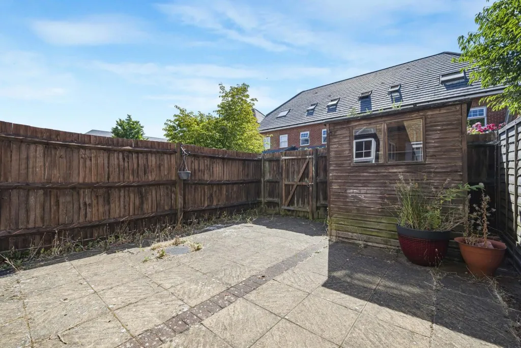 Hawksmoor Grove, Bromley, photo 18