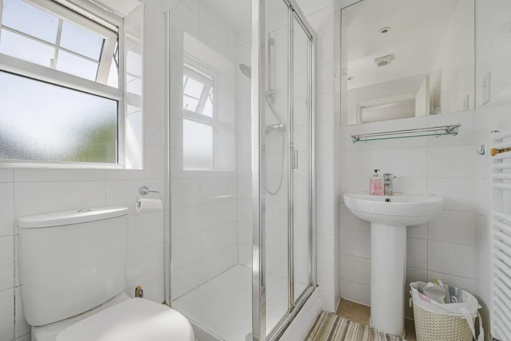 Hawksmoor Grove, Bromley, photo 14