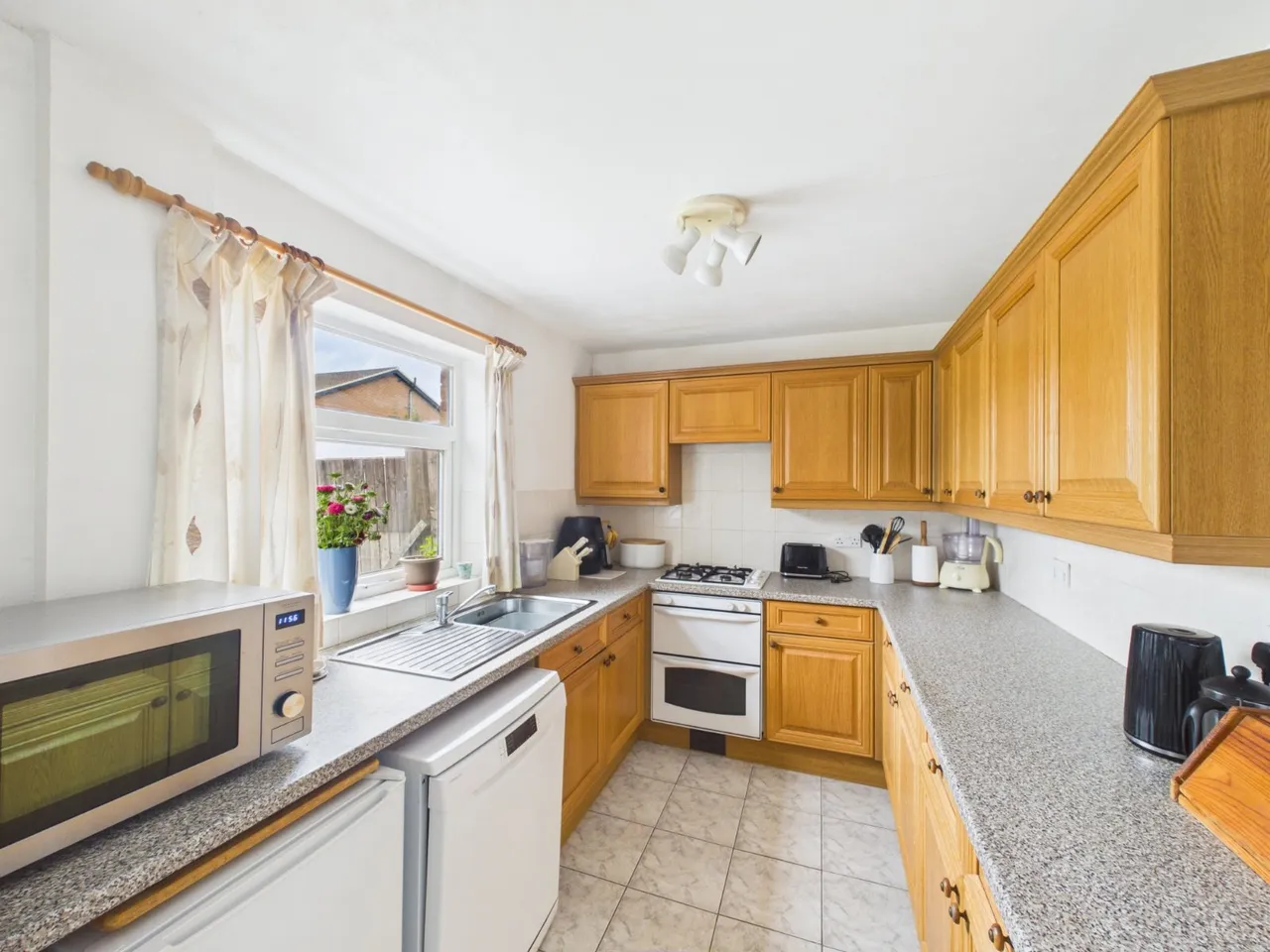 Eton Wick, Berkshire, photo 6