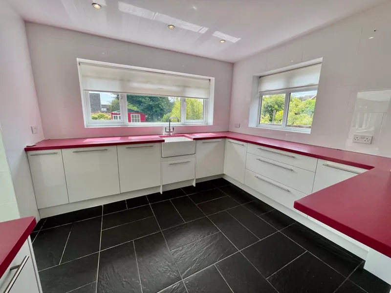 Carrington Avenue, Flackwell Heath HP10 9AL, photo 10