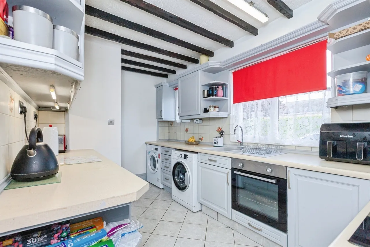Knighton Fields Road West, Leicester, LE2, photo 5