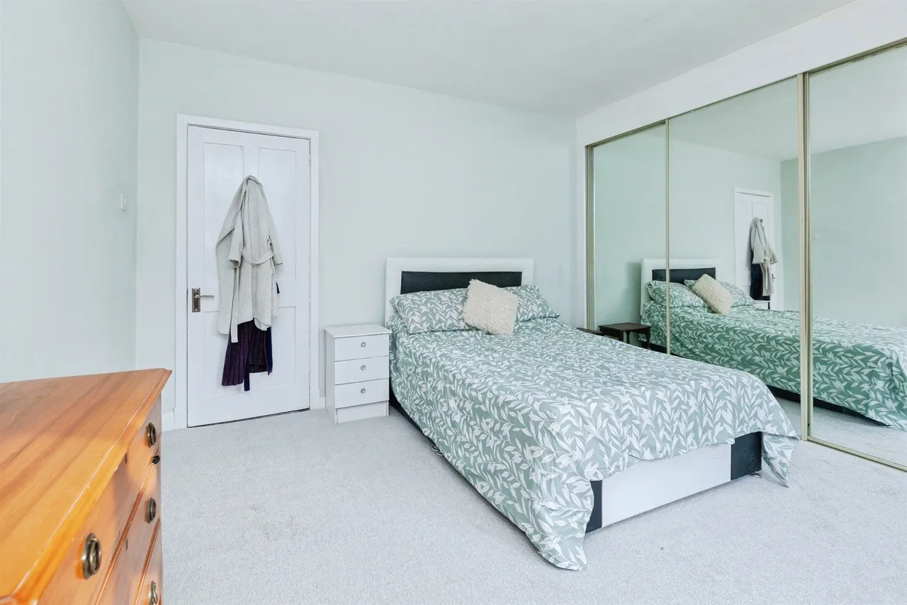 Knighton Fields Road West, Leicester, LE2, photo 6