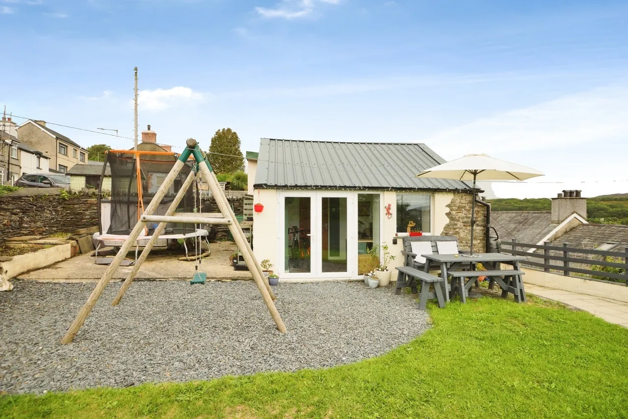 Disgwylfa, Penrhyndeudraeth, LL48, photo 16