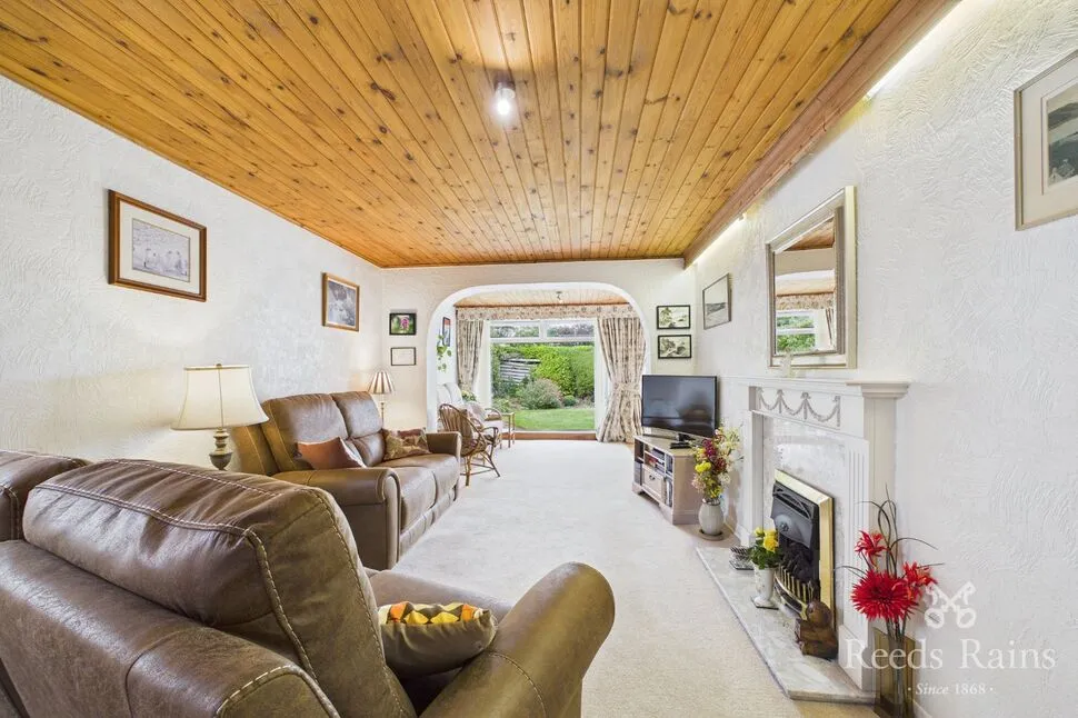 Pine Avenue, South Anston, South Yorkshire, S25, photo 5