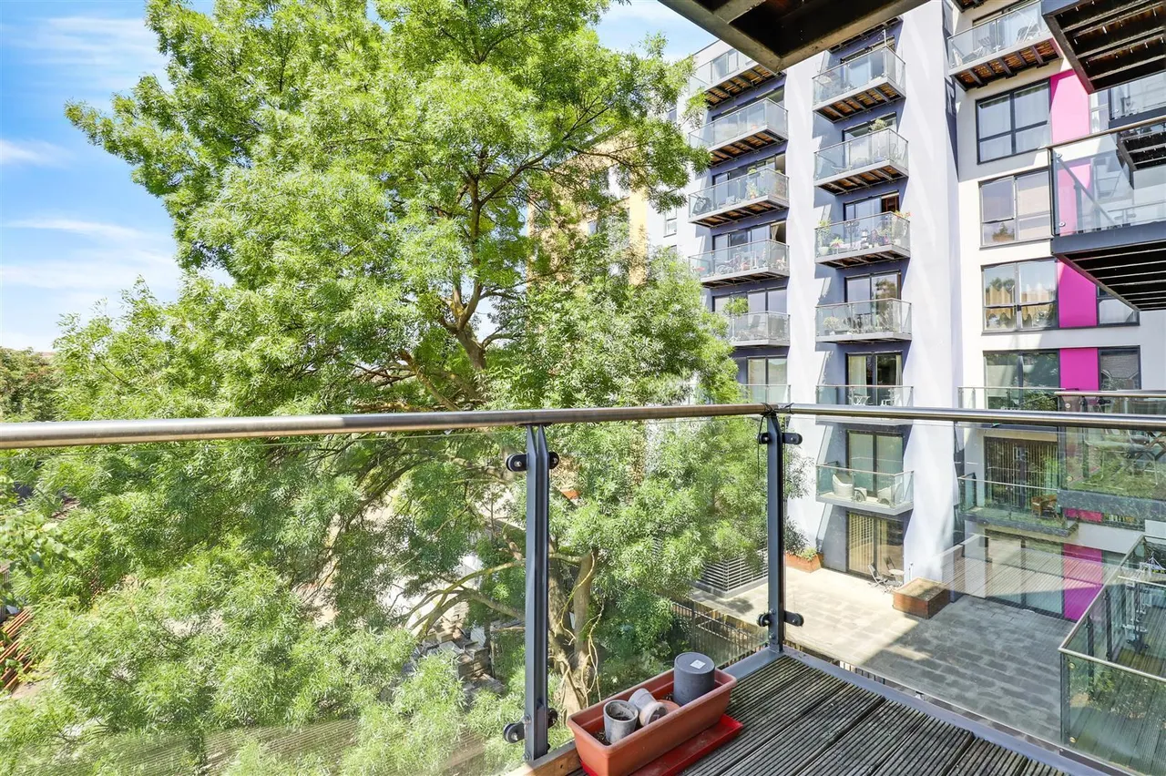 1 bed flat for sale, Conington Road, Lewisham, SE13