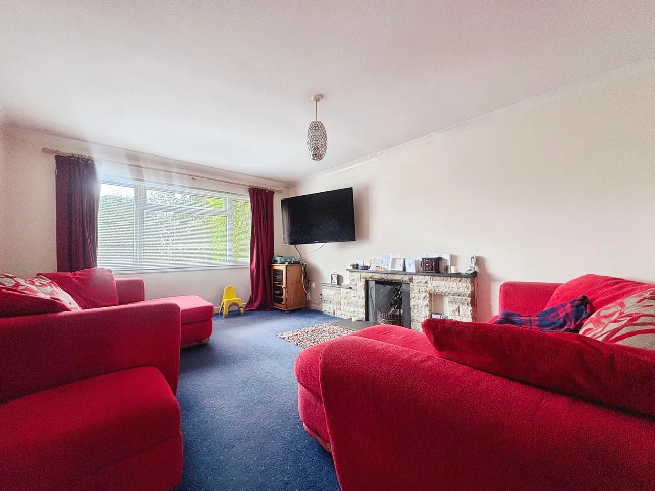 Oast House Crescent, Farnham, Surrey, GU9 0NP, photo 4