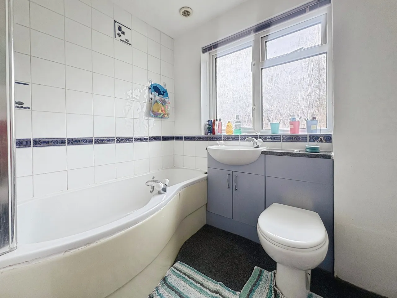 Oast House Crescent, Farnham, Surrey, GU9 0NP, photo 12