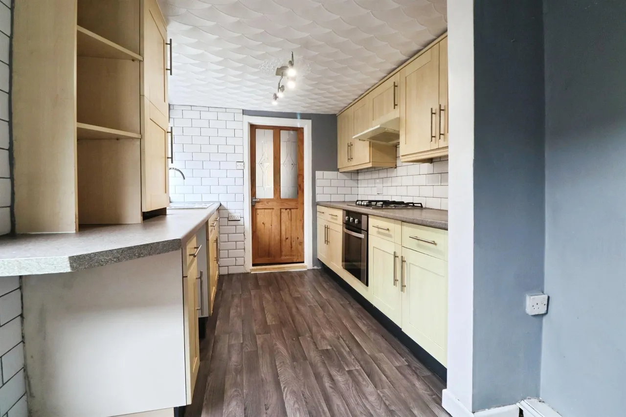 Chester Street, Cardiff, CF11, photo 8