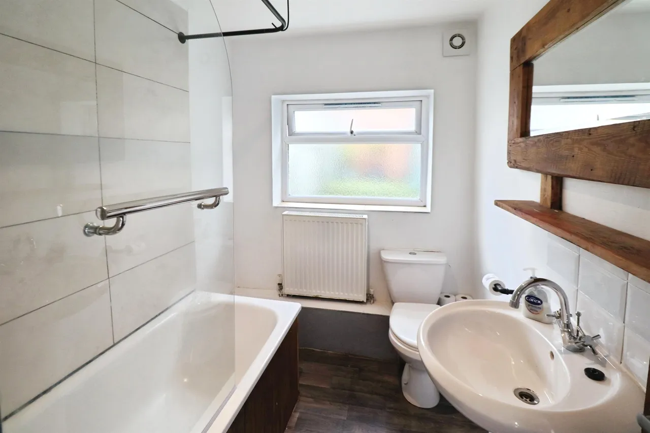 Chester Street, Cardiff, CF11, photo 15