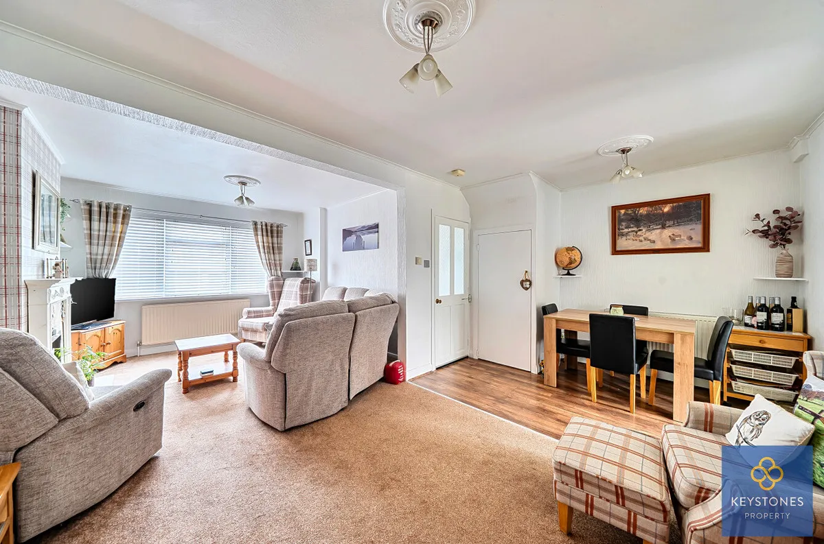 Ravenswood Close, Romford, RM5 2UD, photo 4