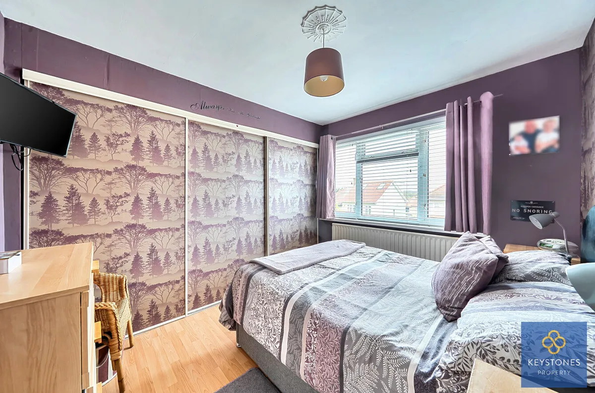 Ravenswood Close, Romford, RM5 2UD, photo 13