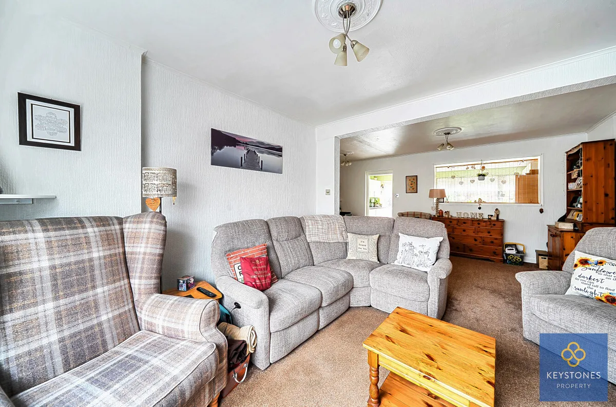 Ravenswood Close, Romford, RM5 2UD, photo 6