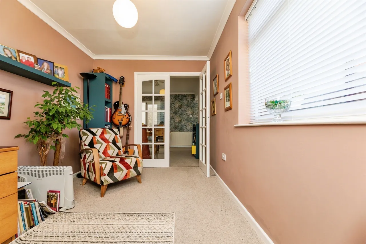 Woodland Way, Herringthorpe, Rotherham, photo 9