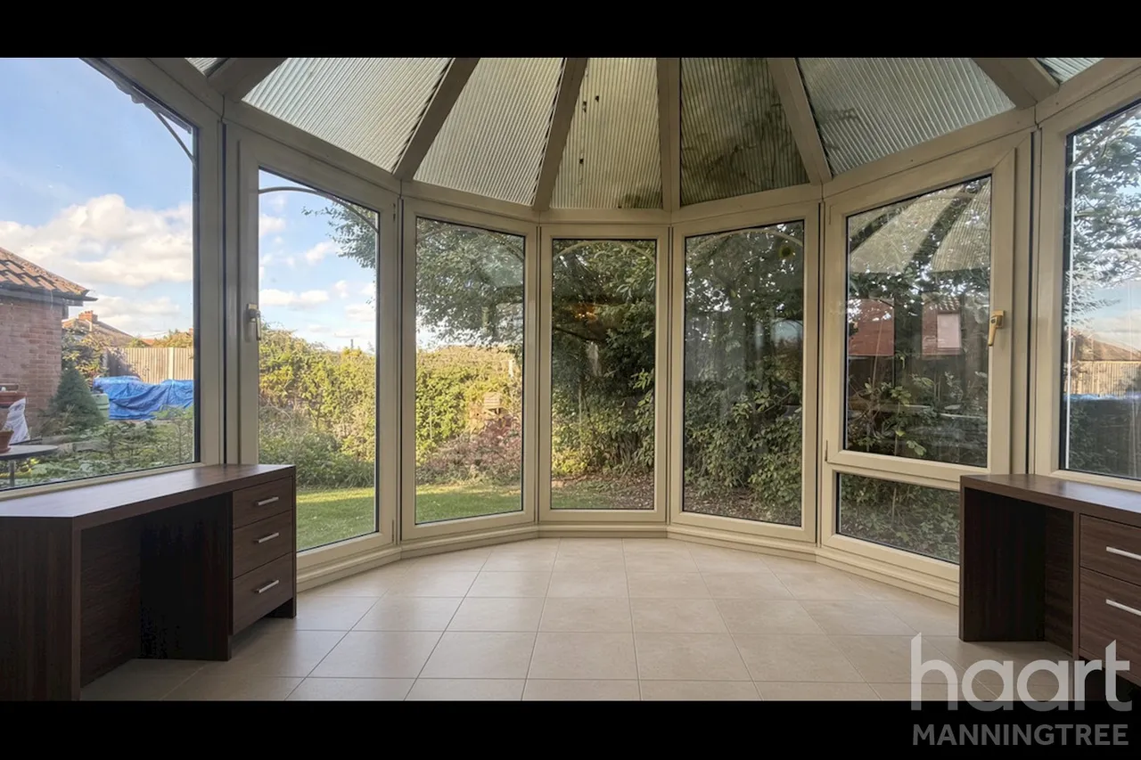 Clacton Road, Wix, CO11, photo 8