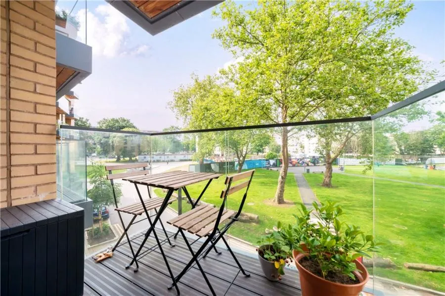 Fairbourne Road, London, SW4, photo 6