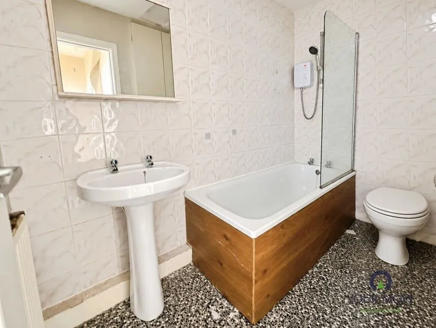 Higher Perry Street, Darwen, BB3, photo 9