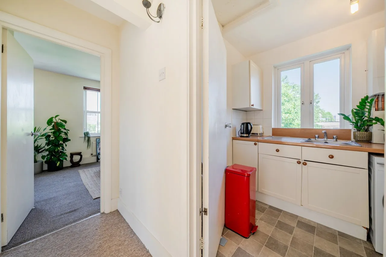 Grove Lane, SE5, photo 14