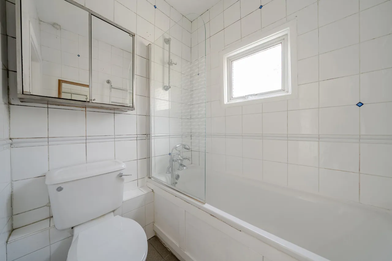 Holdenby Road, London, SE4, photo 16