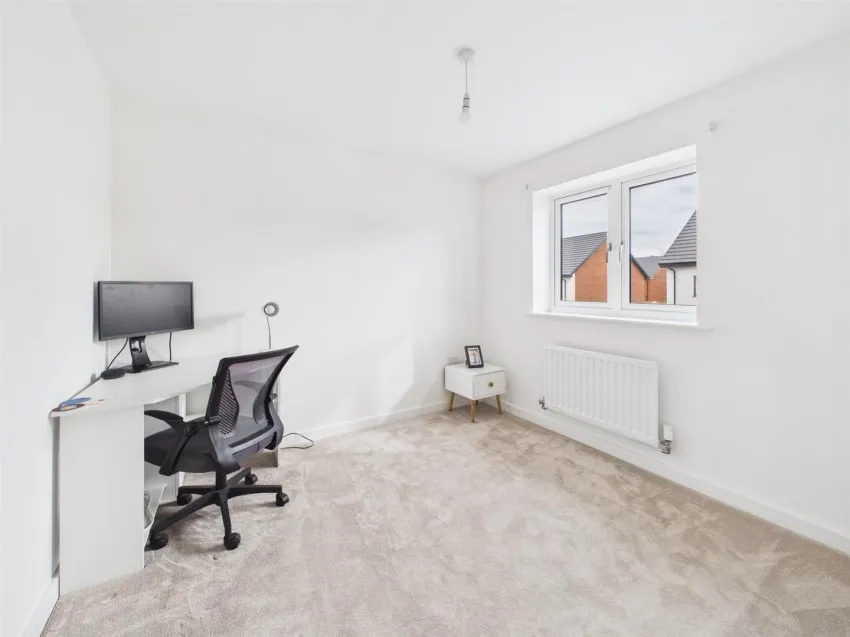 Farley Way, Hardwicke, photo 16