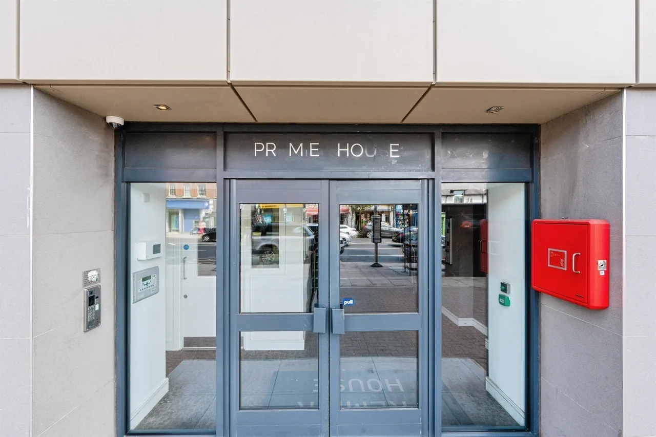 Station Road, Edgware, photo 6