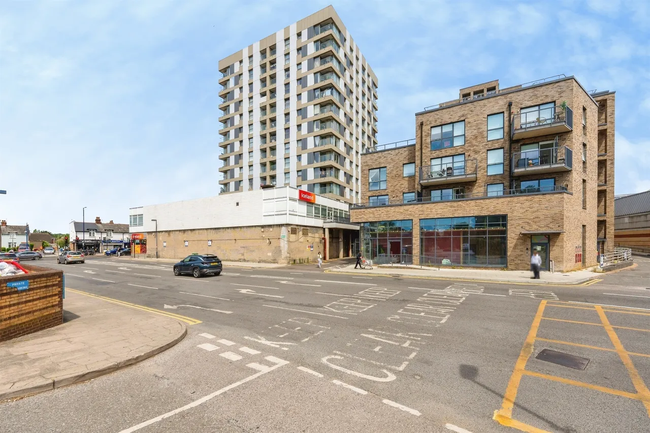 1 bed flat for sale — Station Road, Edgware