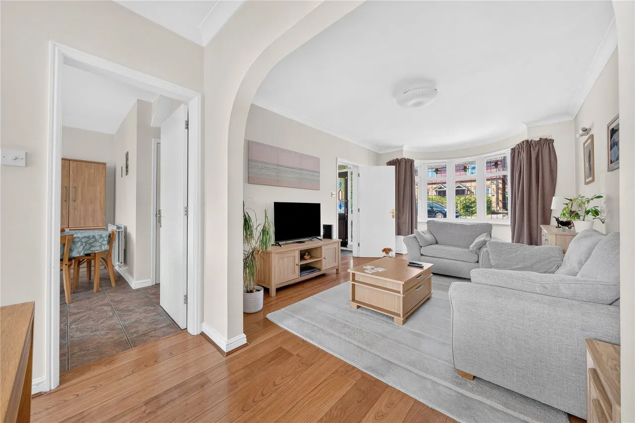Percheron Drive, Knaphill, GU21, photo 4