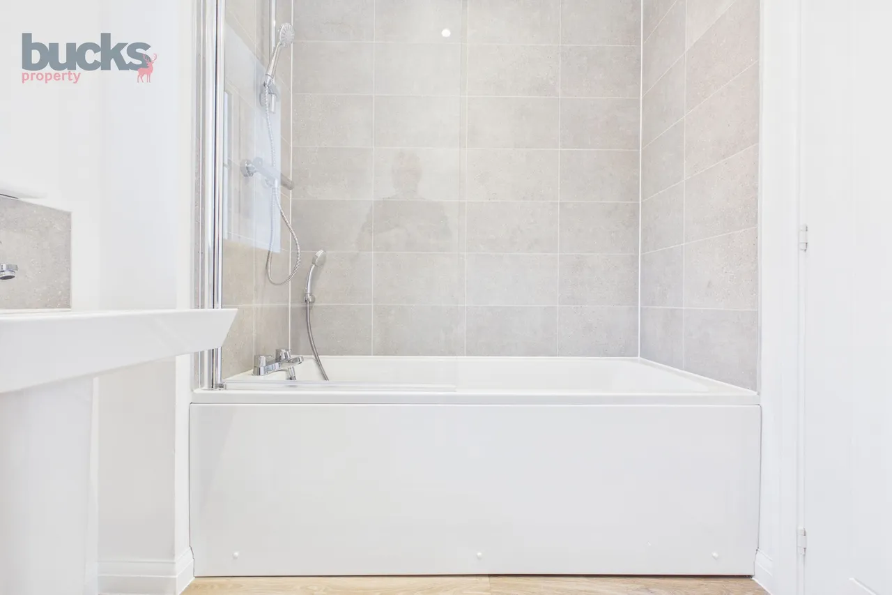 Maple Drive, Kirdford, RH14, photo 12