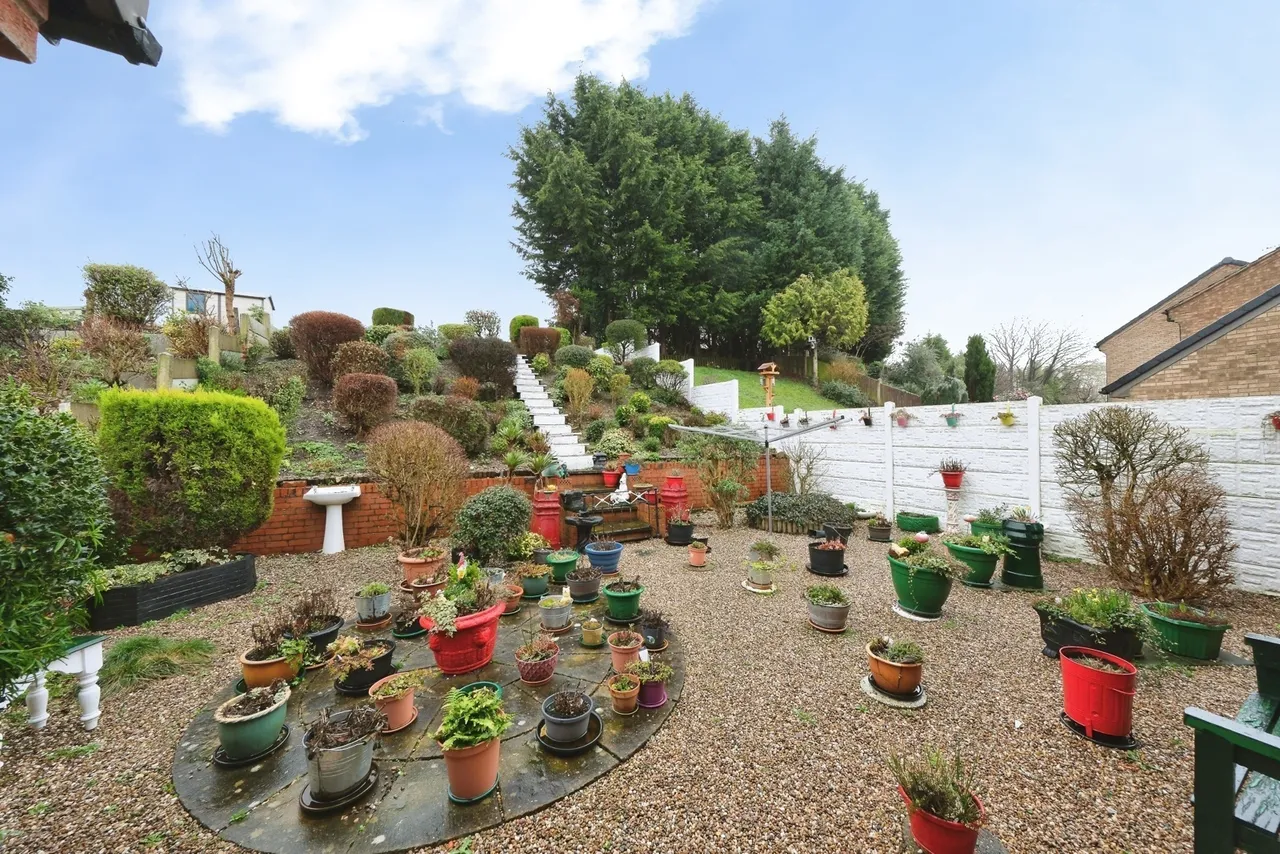Greendale Close, Warsop, Mansfield, Nottinghamshire, NG20, photo 9