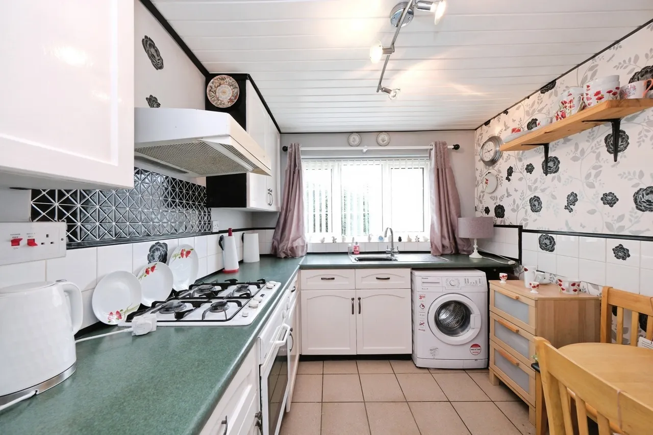 Greendale Close, Warsop, Mansfield, Nottinghamshire, NG20, photo 6