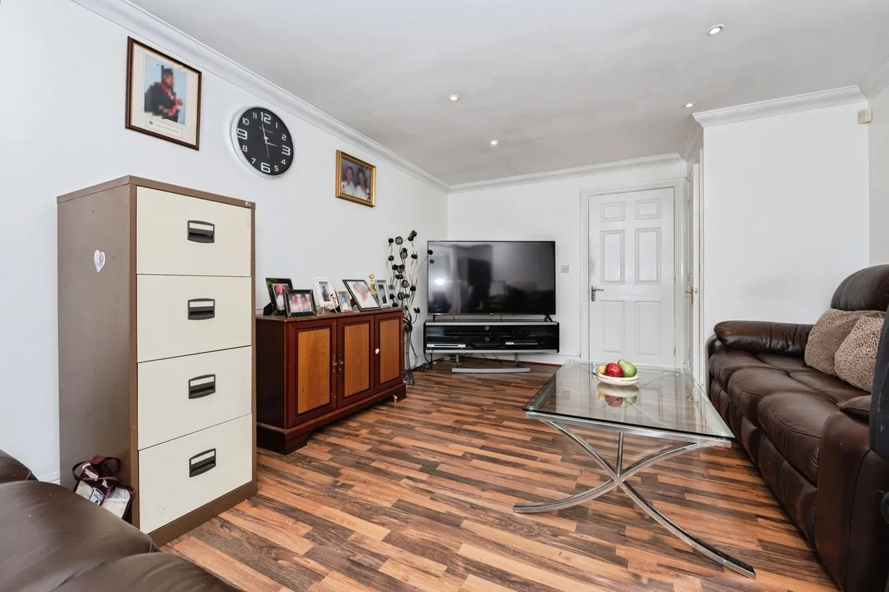 Lower Range Road, Gravesend, DA12, photo 4
