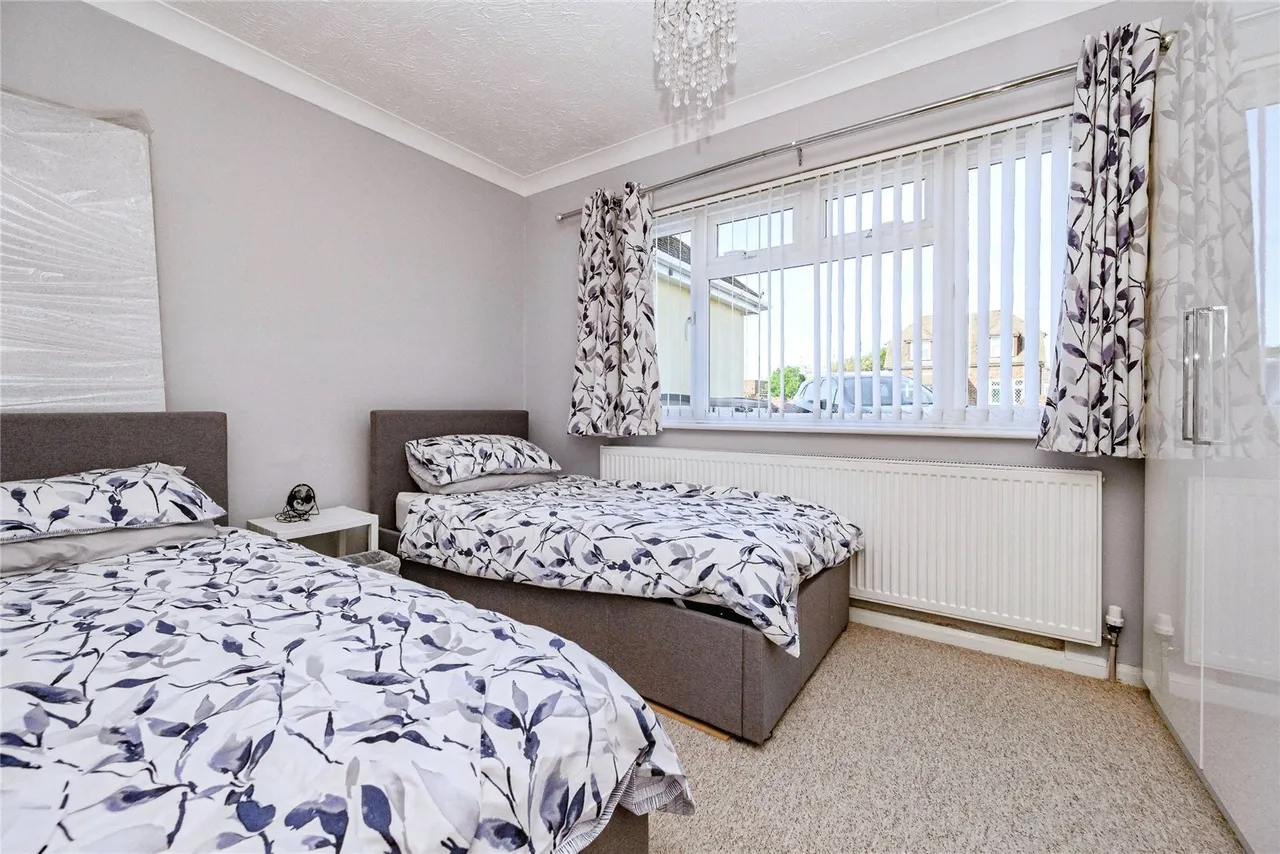 Elm Avenue, Caddington, LU1, photo 11