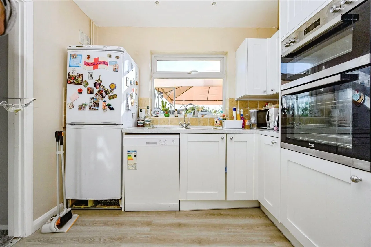 Elm Avenue, Caddington, LU1, photo 6