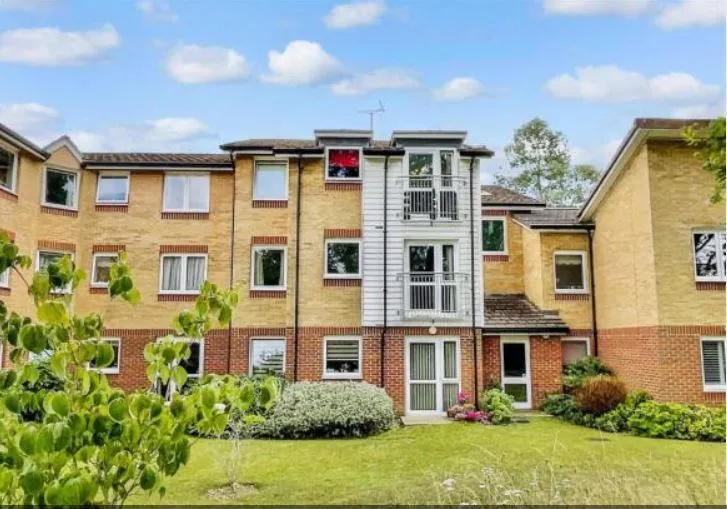 Millfield Court, Crawley, RH11, photo 11