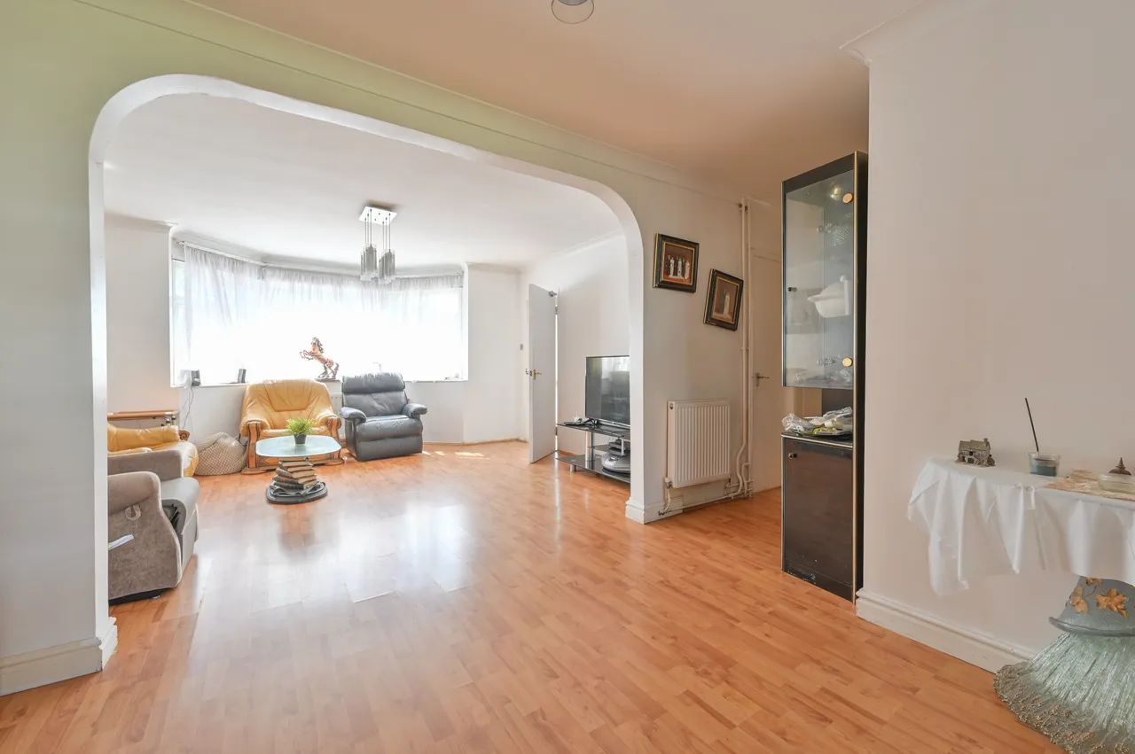 92 The Mall, Harrow, photo 4