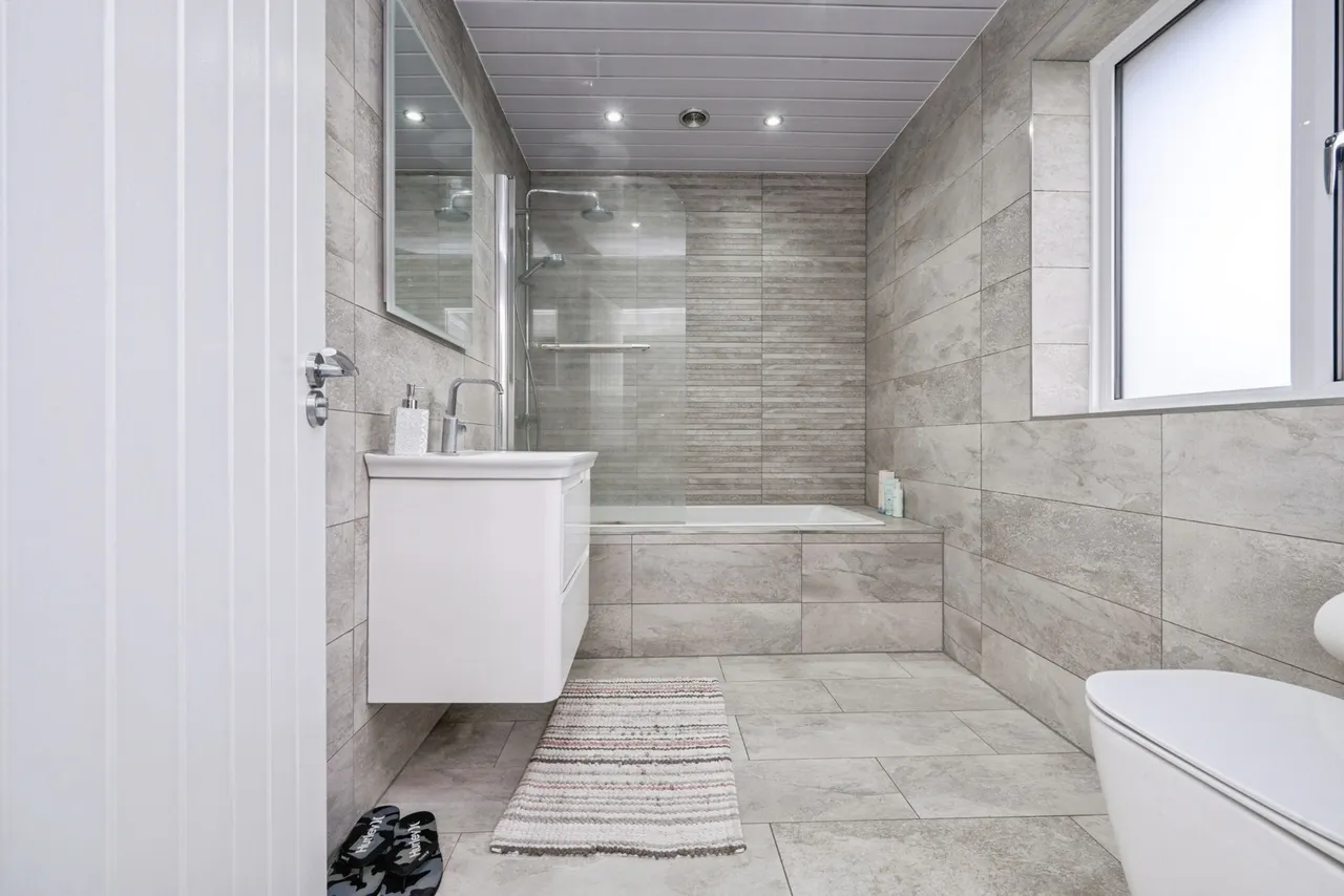 Owen Way, Higham Ferrers, NN10, photo 12