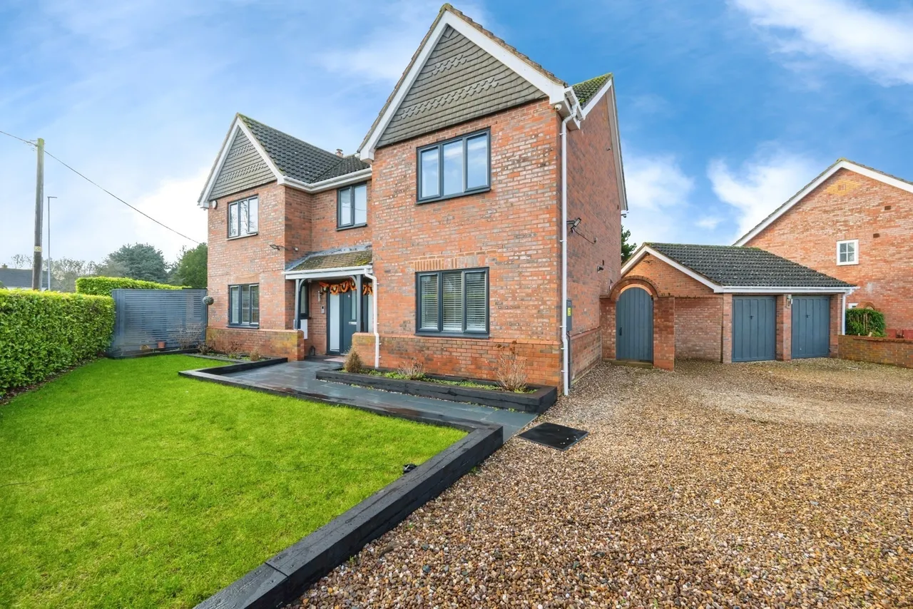 5 bed house for sale, Owen Way, Higham Ferrers, NN10