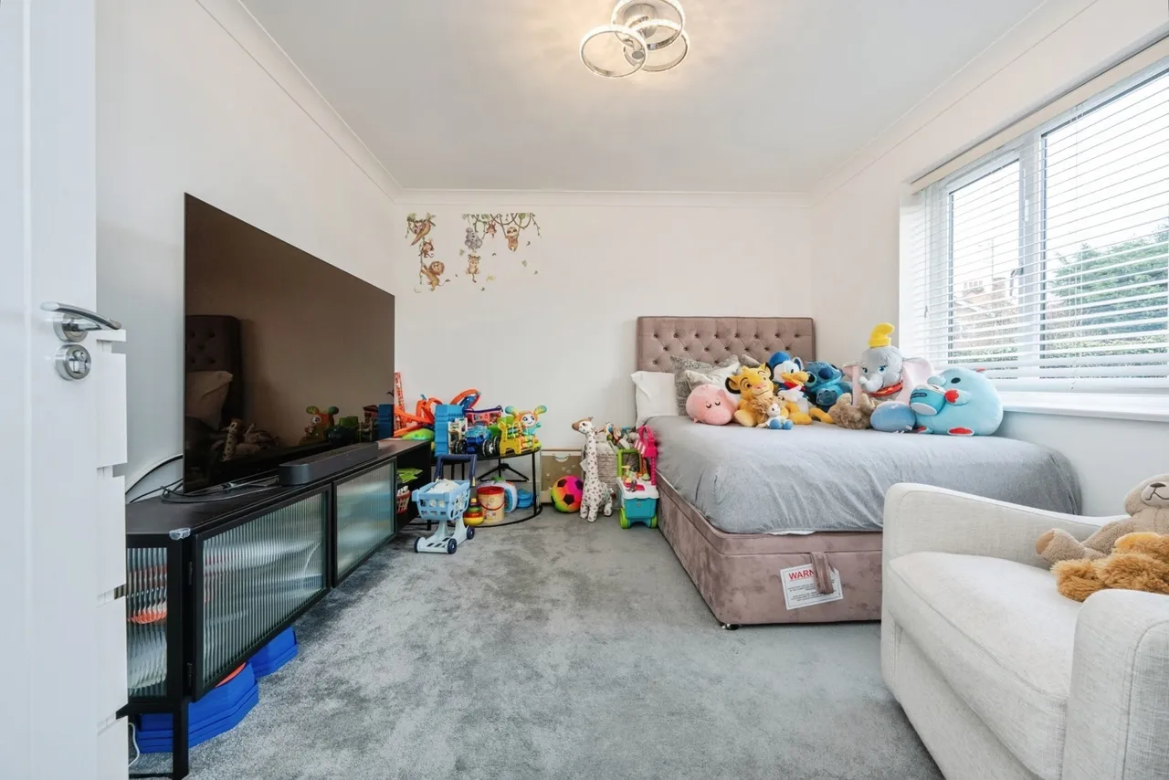 Owen Way, Higham Ferrers, NN10, photo 9