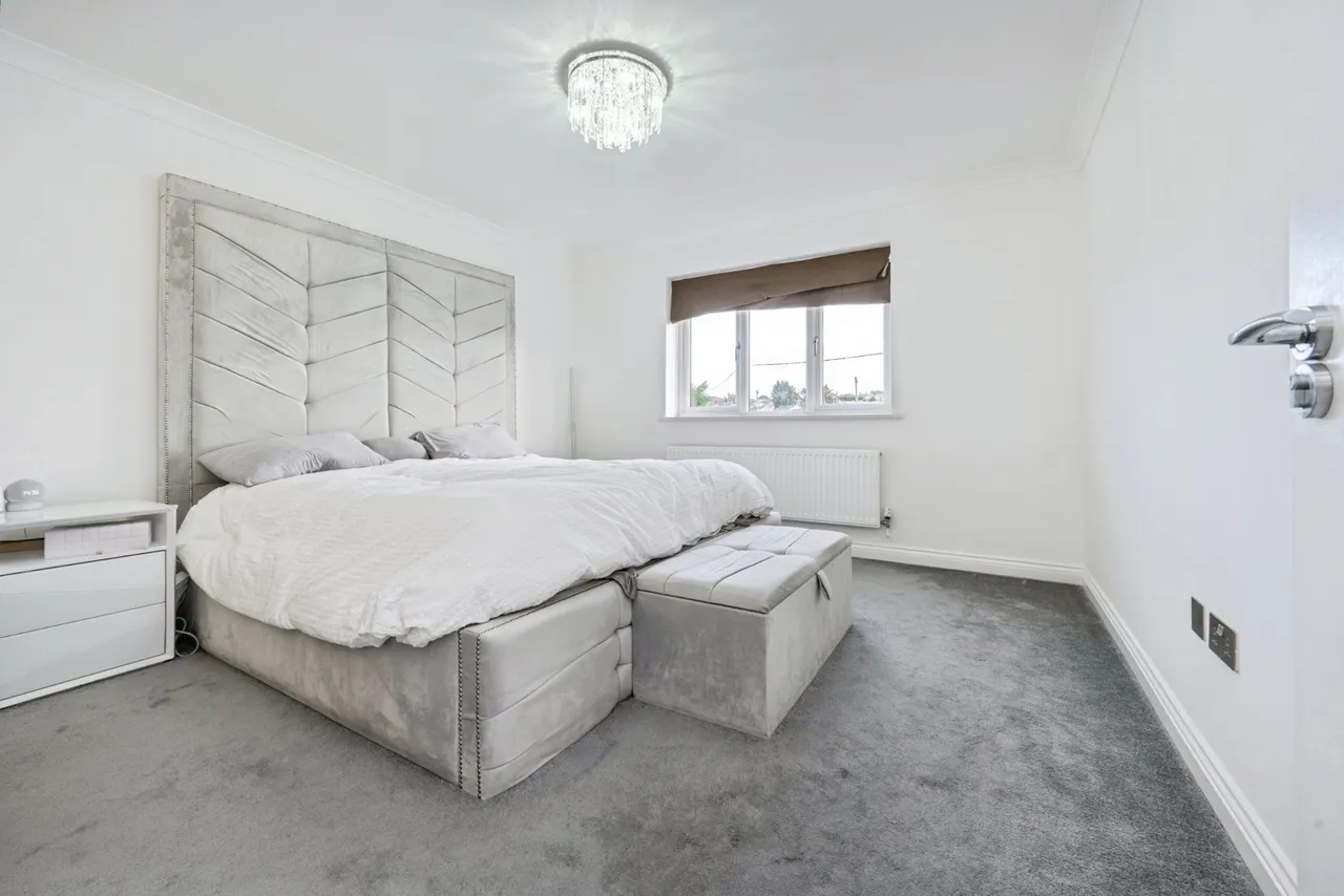 Owen Way, Higham Ferrers, NN10, photo 13