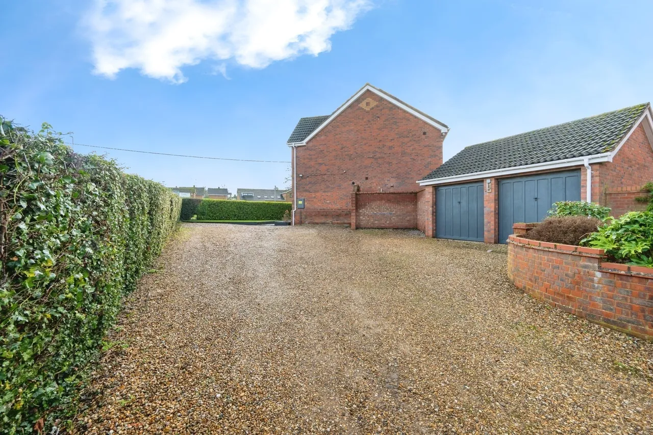 Owen Way, Higham Ferrers, NN10, photo 28