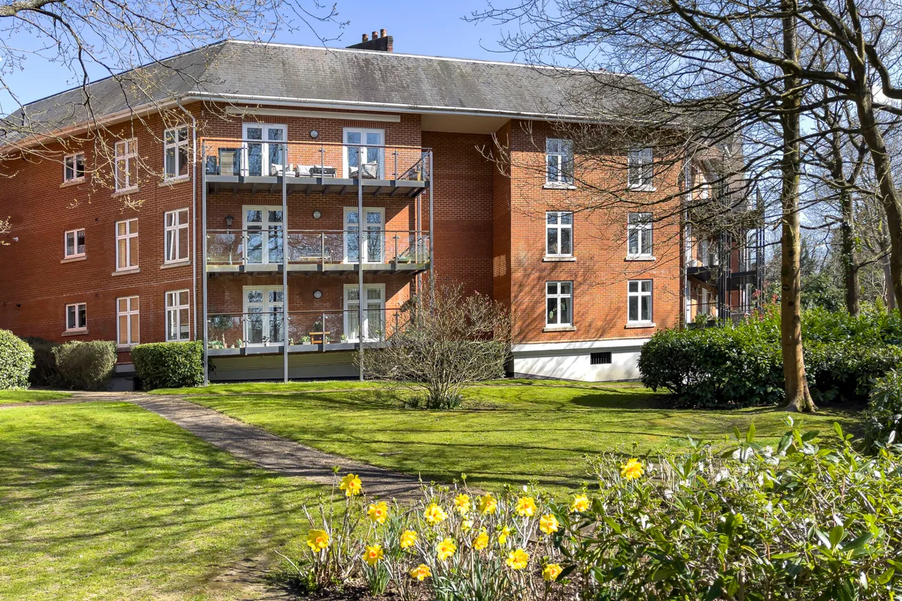 Warberry Park Gardens, Tunbridge Wells, Kent, TN4 8GJ, photo 15