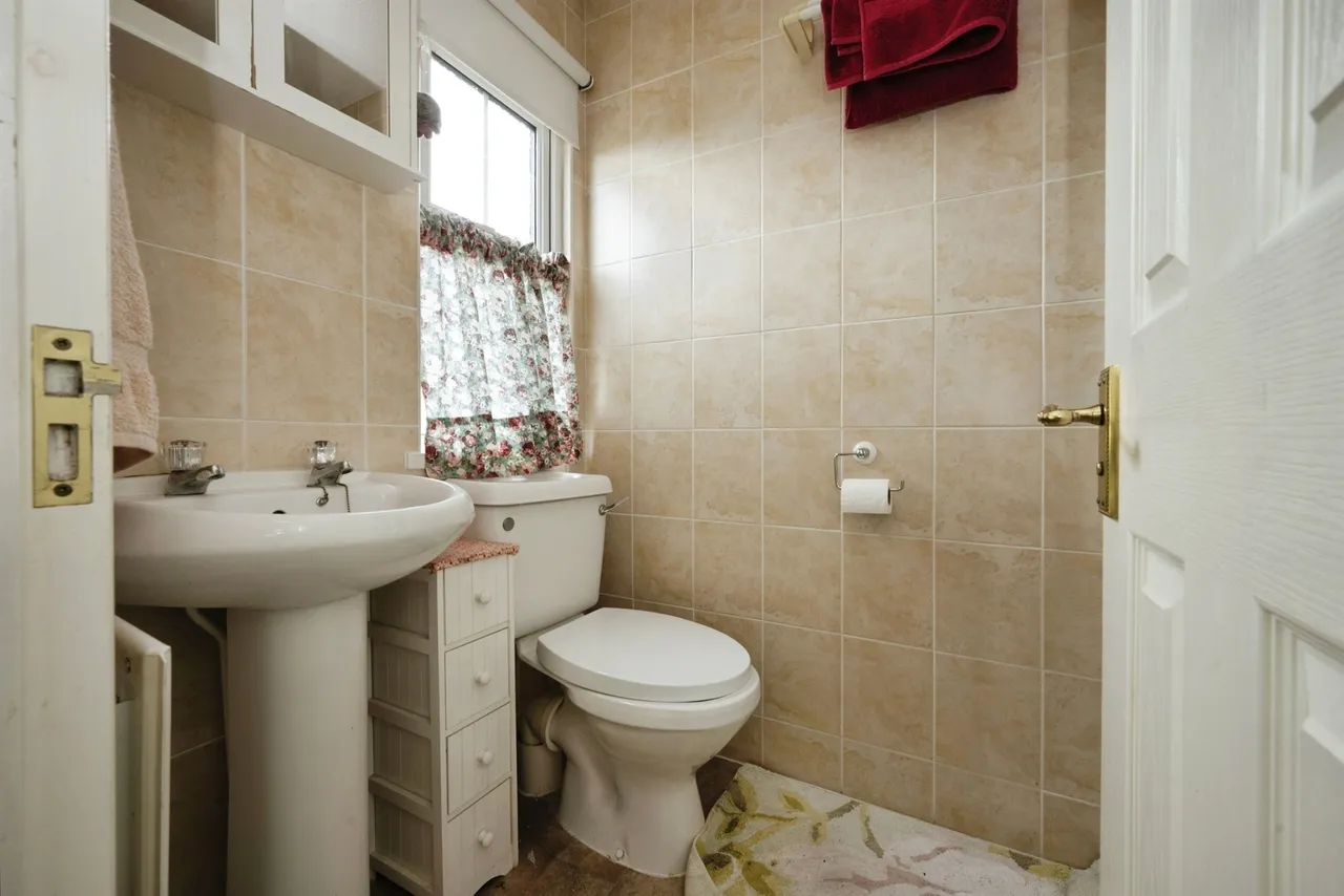 Weston Avenue, Leighton Buzzard, LU7, photo 12