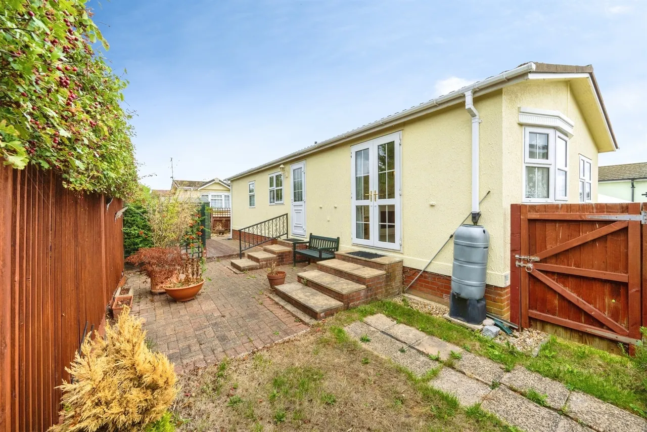 Weston Avenue, Leighton Buzzard, LU7, photo 16