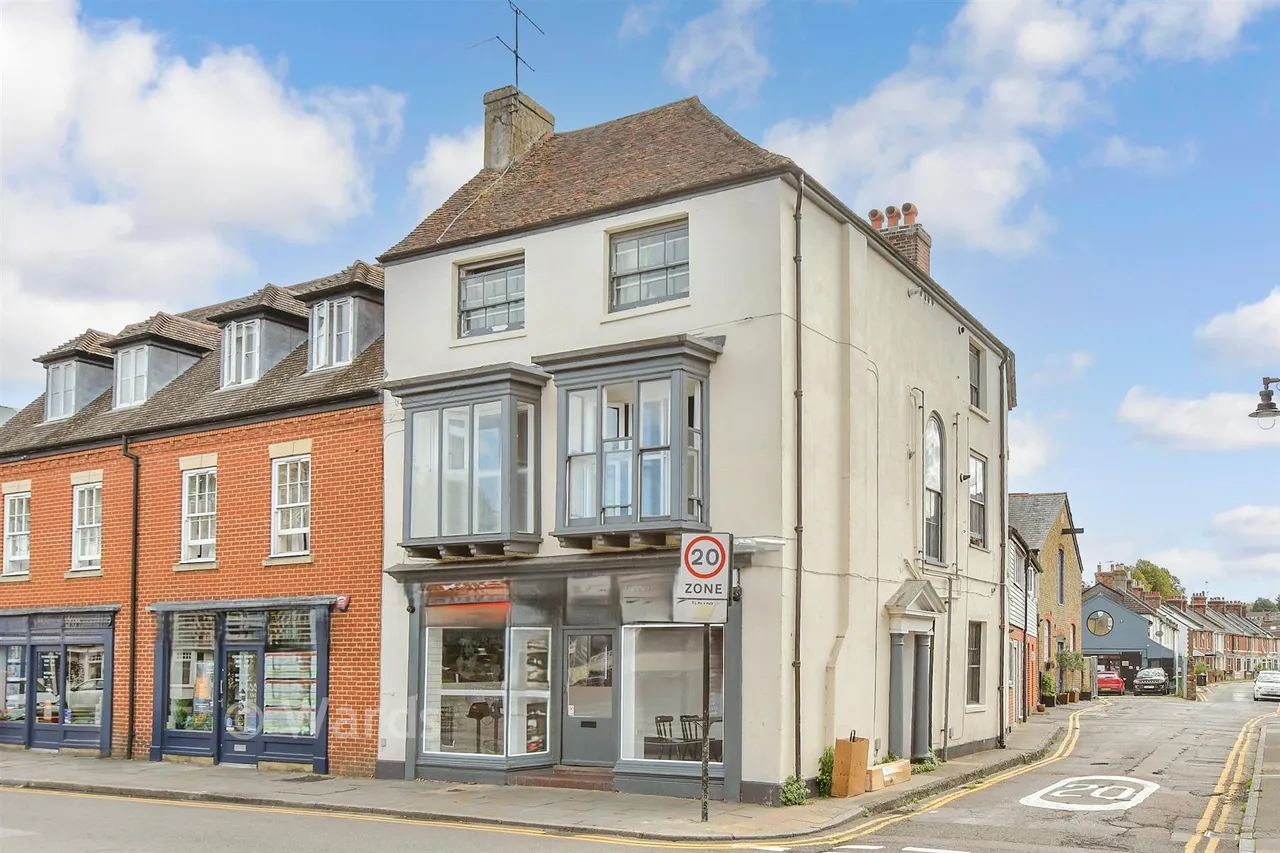 1 bed flat for sale, Wincheap, Canterbury, CT1