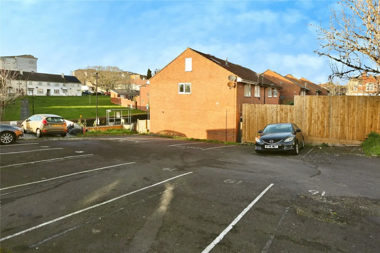 Vineyard Close, Southampton, SO19, photo 13